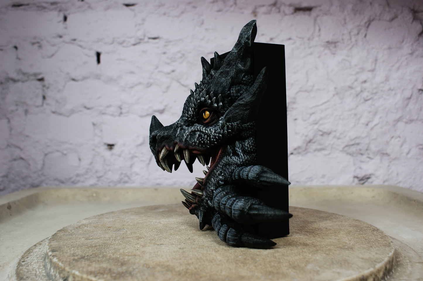Black Dragon Book Nook