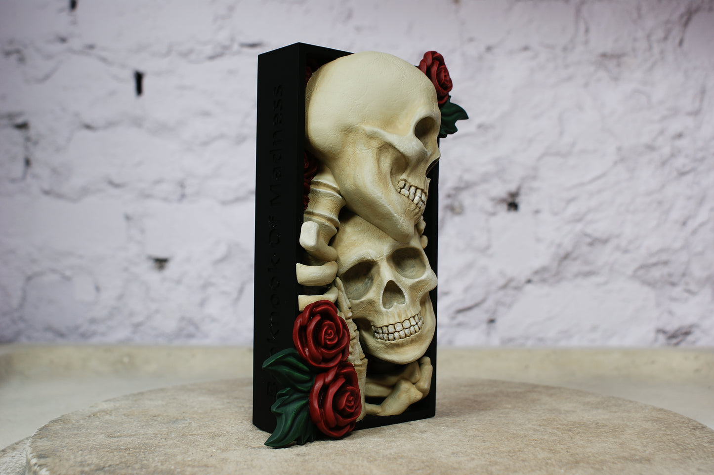 Skeleton Lovers Book Nook