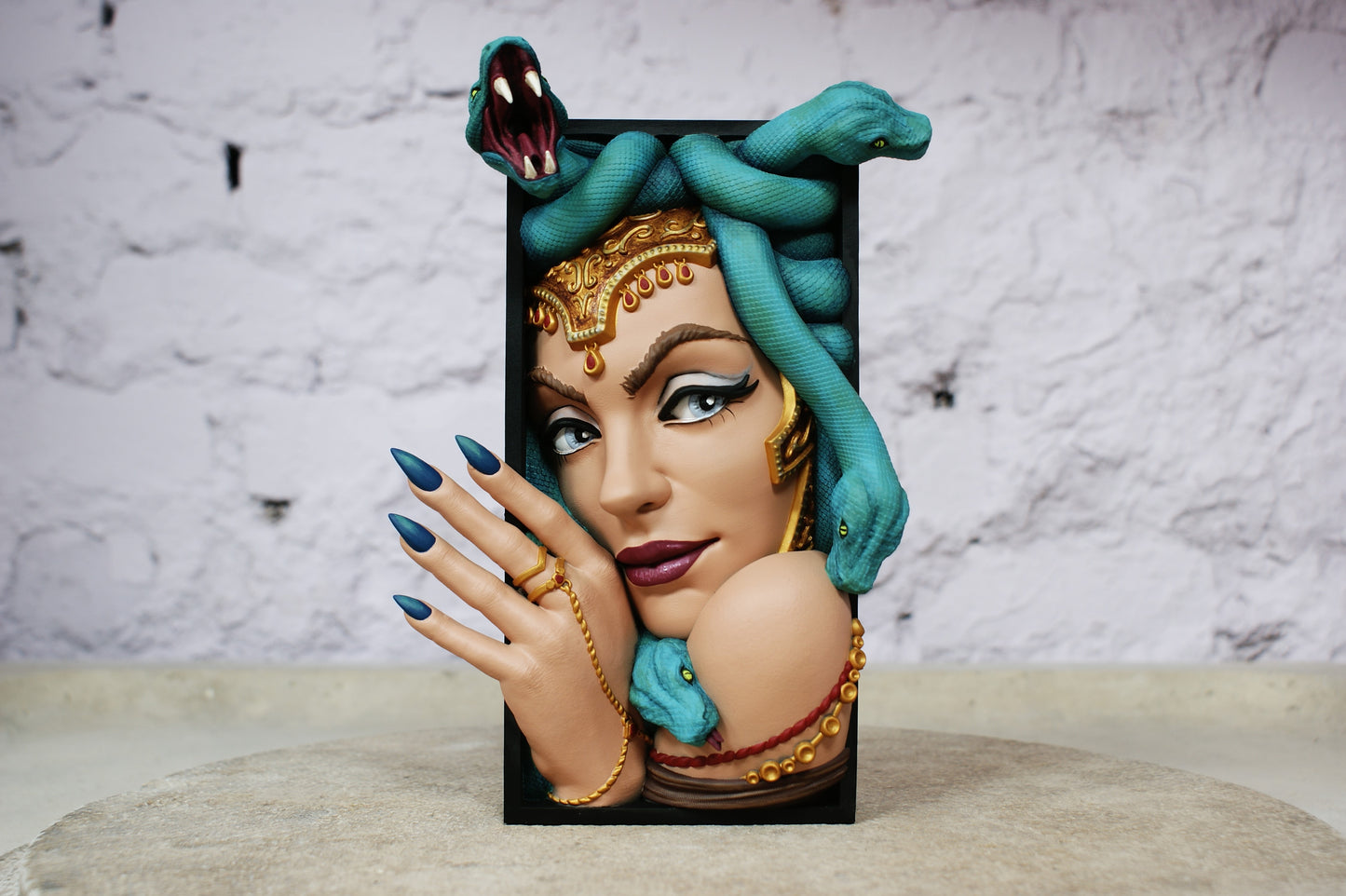 Medusa Book Nook