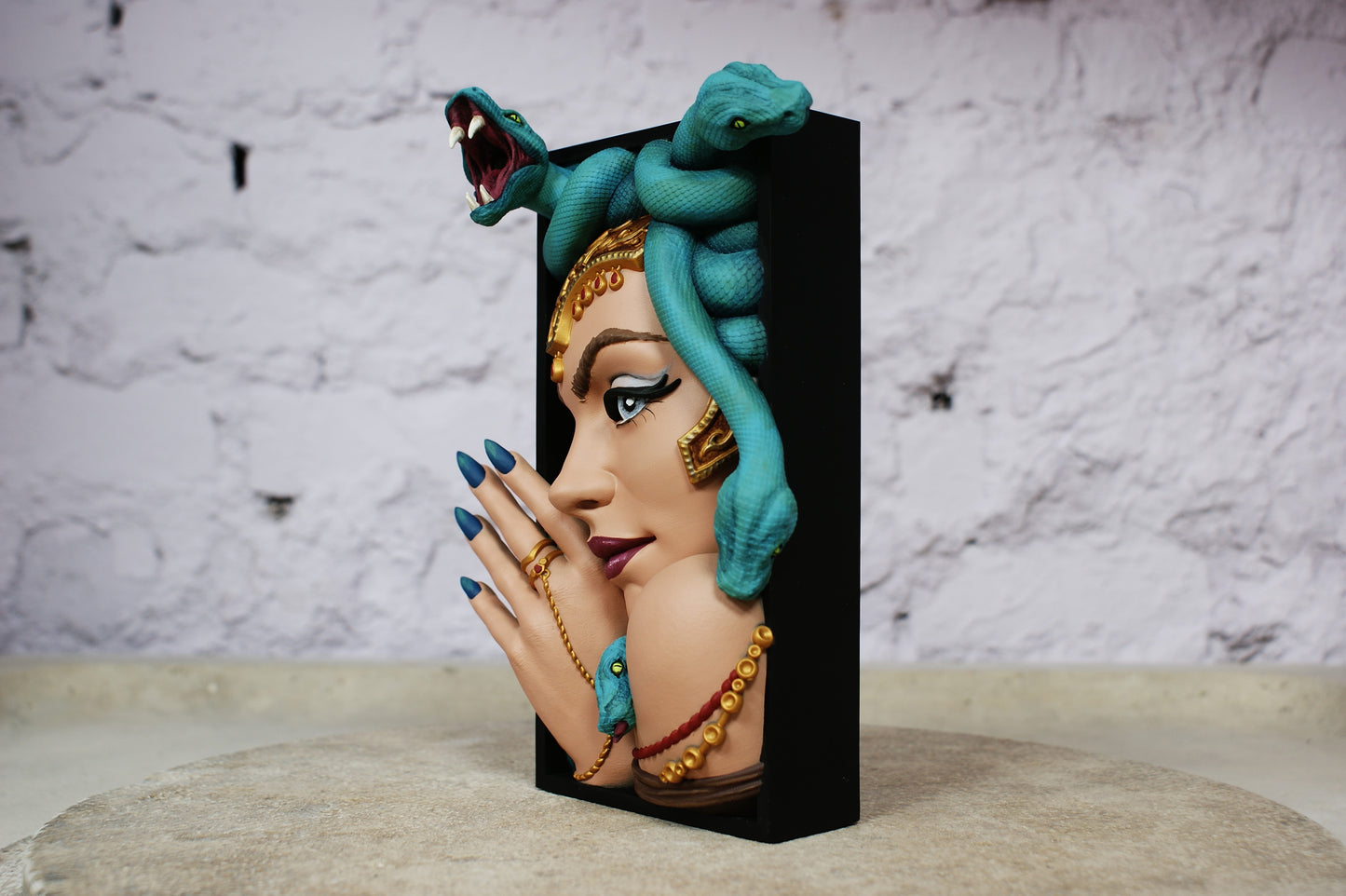 Medusa Book Nook