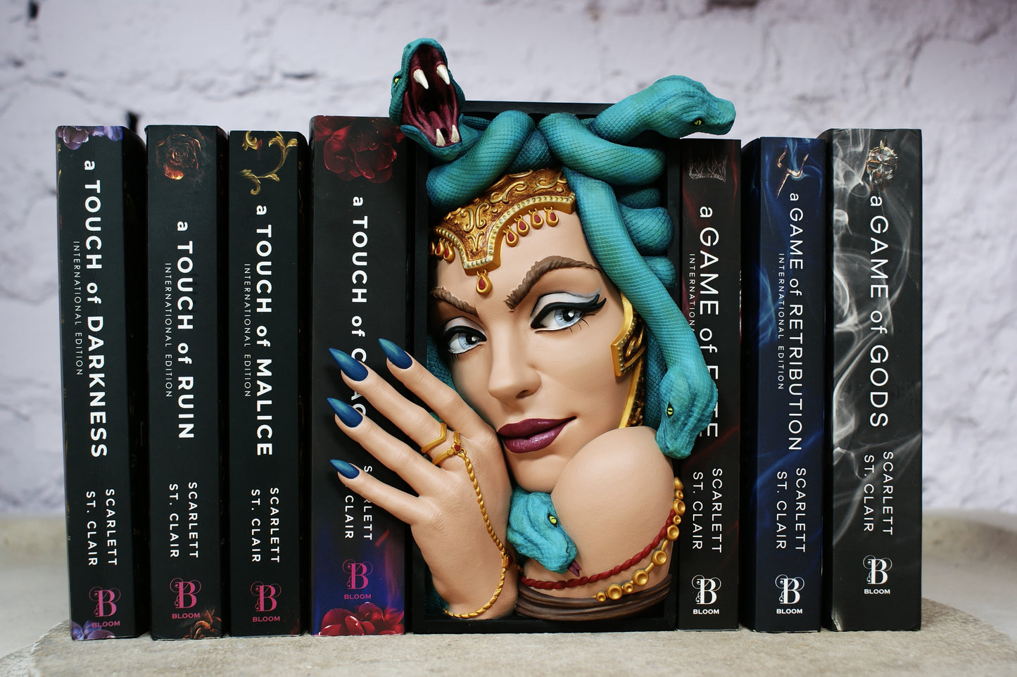 Medusa Book Nook